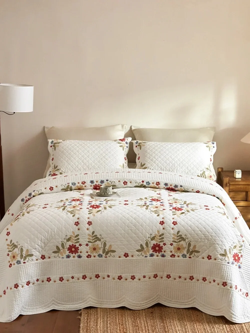 3 piece 100% cotton embroidered cottage floral quilt set farmhouse bedspread